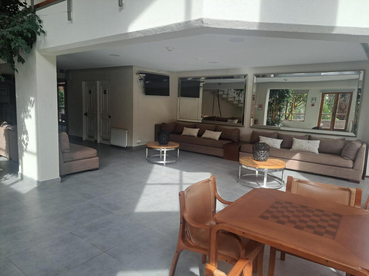 Y Palomar - Caja Andes Hotel *